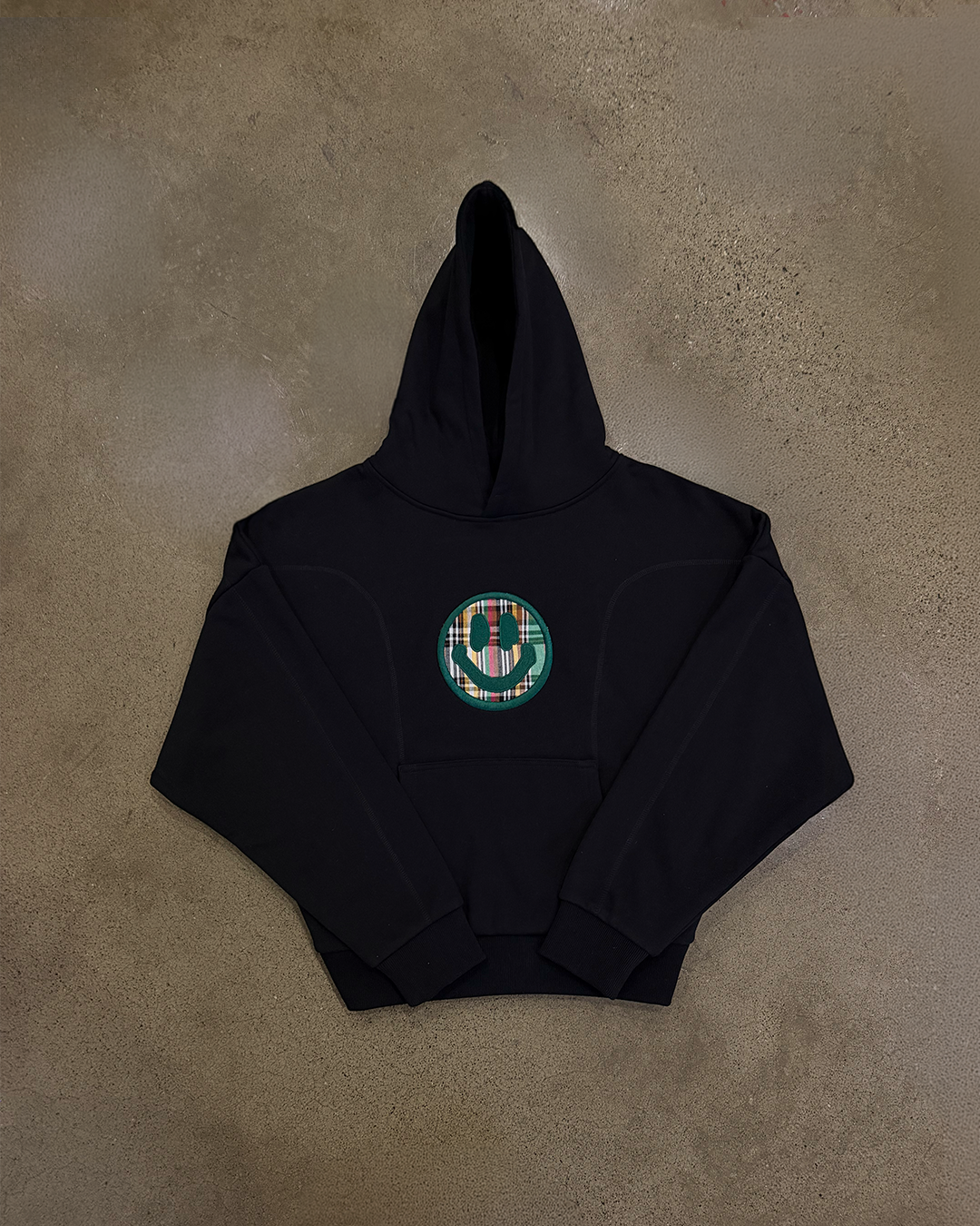 BLACK BAGPIPE SMILEY HOODIE