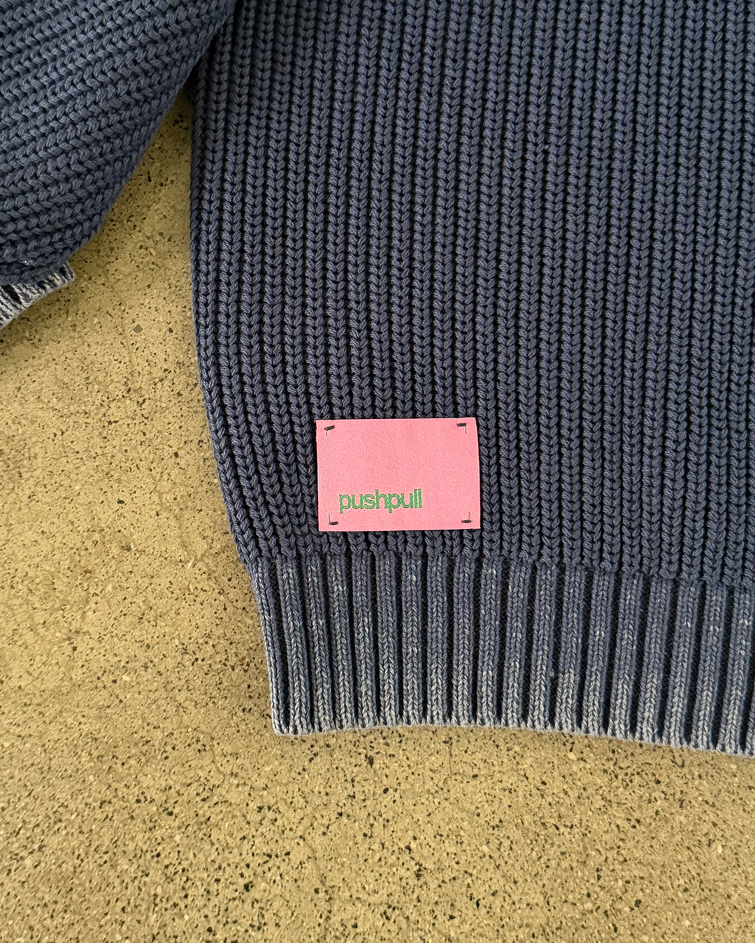 REVERSIBLE BARB WIRE KNIT